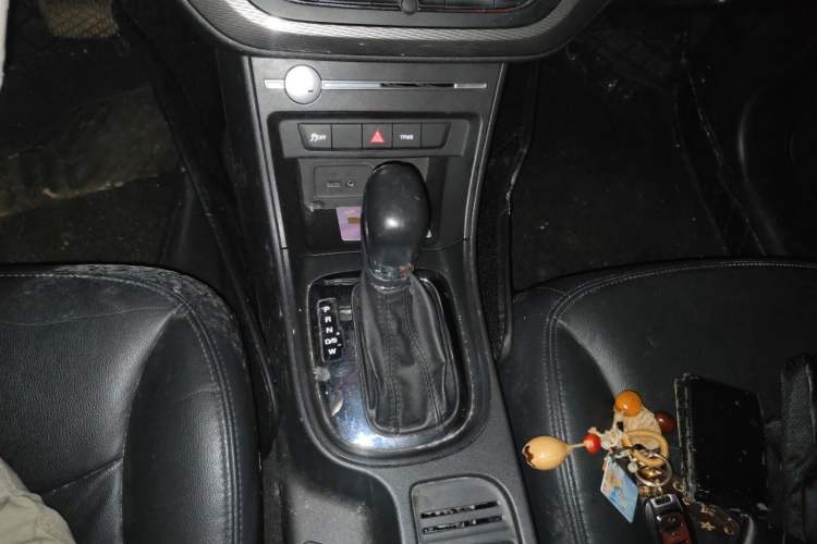 Used Roewe 360 2017 1.5L Automatic Luxury Edition Gear Lever