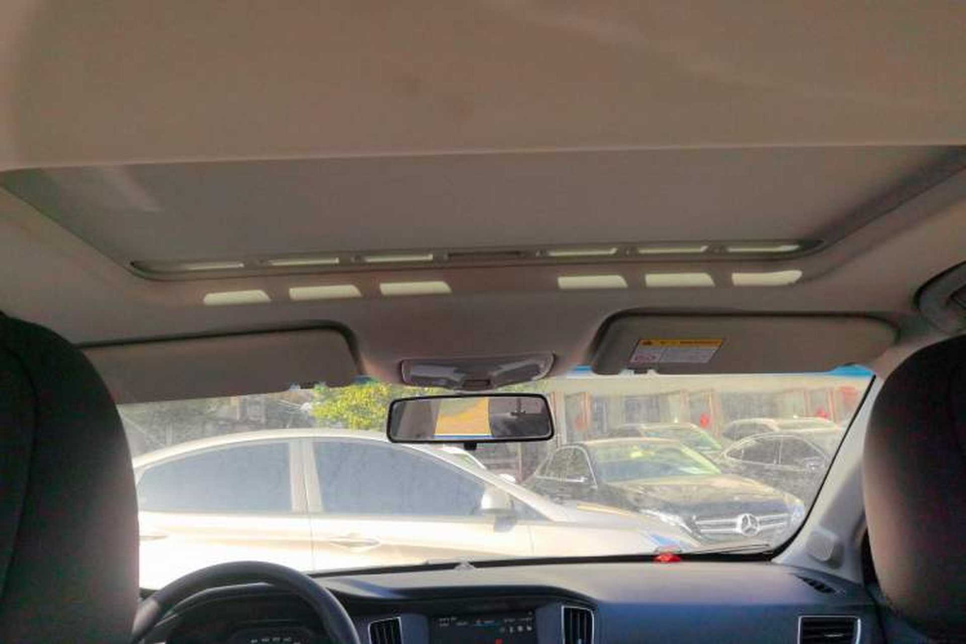 Used Roewe 360 2017 1.5L Automatic Luxury Edition Headliner