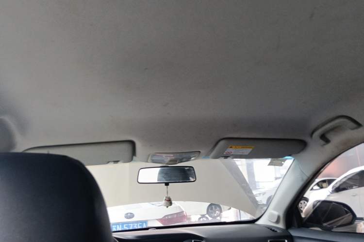 Used Roewe 360 2017 1.5L Automatic Smart Screen Version Headliner