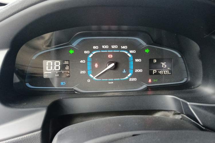 Used Roewe 360 2017 1.5L Automatic Smart Screen Version Instrument Cluster