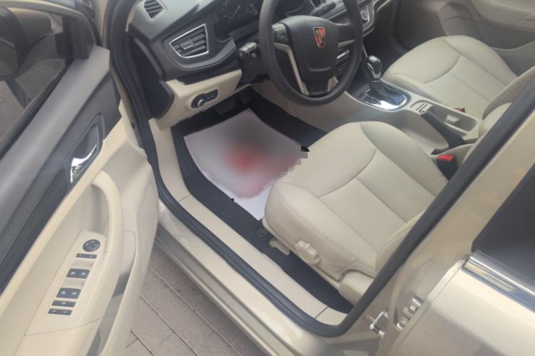 Used Roewe 360 2017 1.5L Automatic Luxury Edition Interior 2