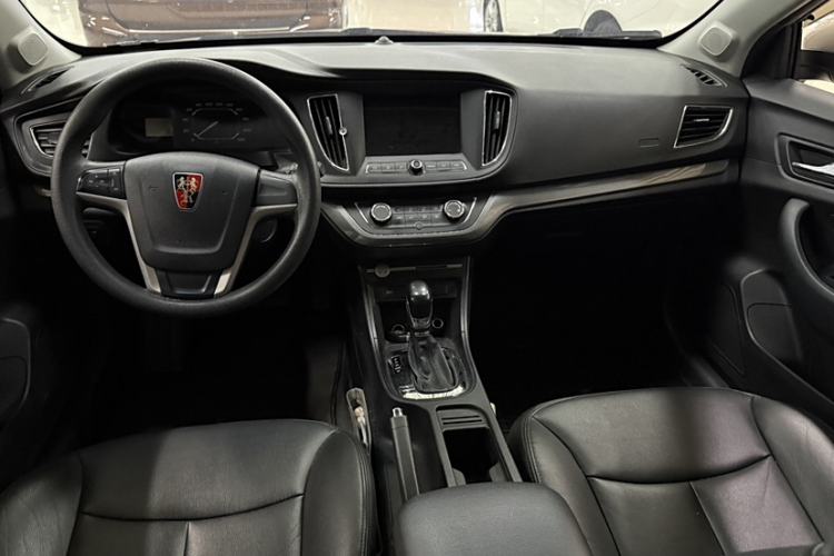Used Roewe 360 2017 1.5L Automatic Luxury Edition Interior 7