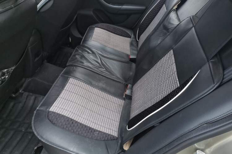 Used Roewe 360 2017 1.5L Automatic Luxury Edition Left Rear Seat