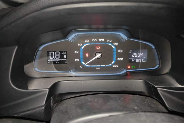 Used Roewe 360 2017 1.5L Automatic Luxury Edition Odometer Close Up