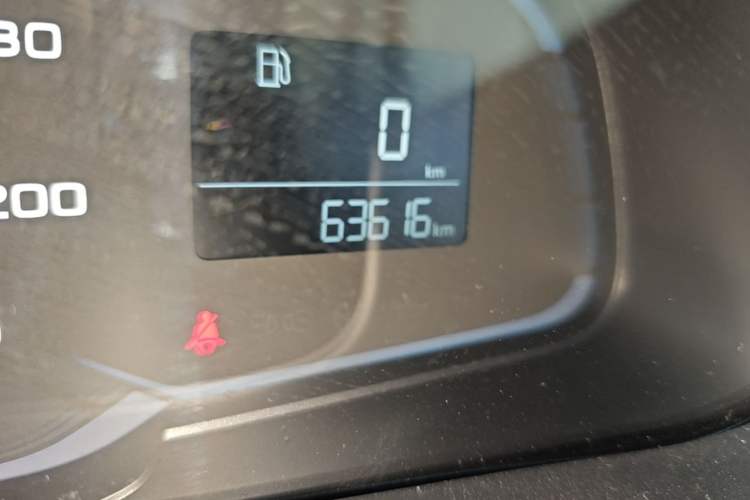 Used Roewe 360 2017 1.5L Manual Luxury Edition Odometer Close Up