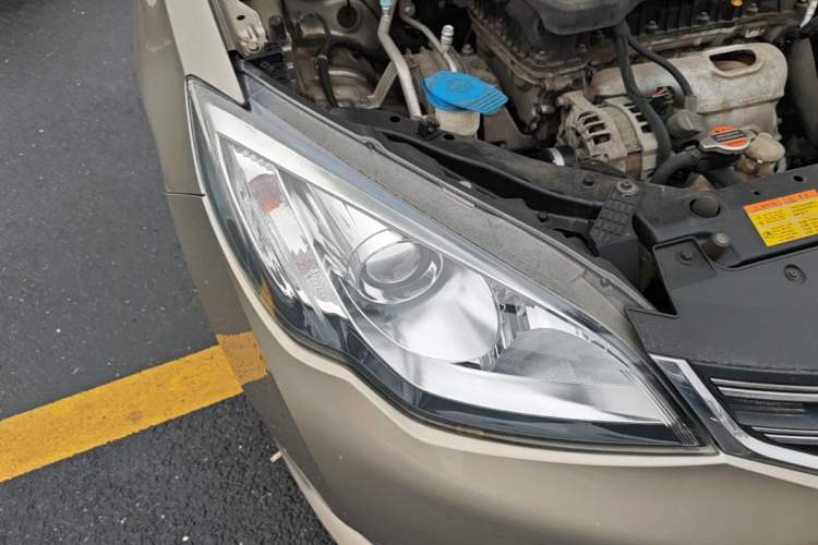 Used Roewe 360 2017 1.5L Manual Luxury Edition Right Front Headlight