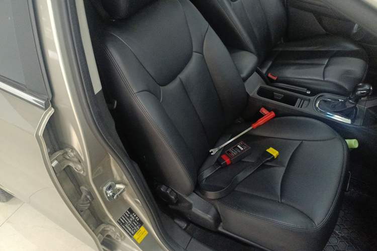 Used Roewe 360 2017 1.5L Automatic Luxury Edition Right Front Seat