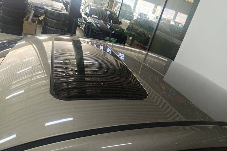 Used Roewe 360 2017 1.5L Automatic Luxury Edition Roof