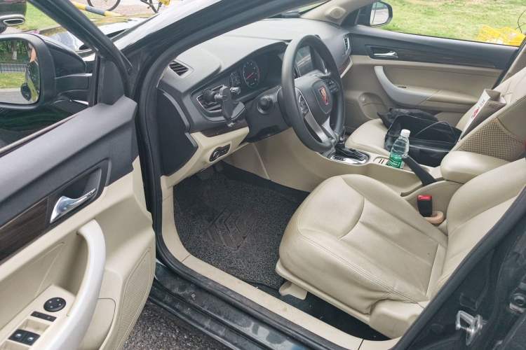 Used Roewe 360 2018 PLUS 1.5L Automatic Luxury Edition Driver Seat