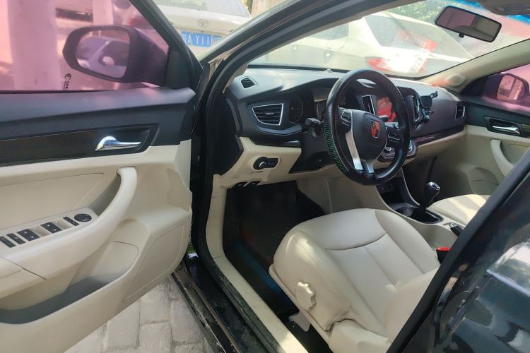 Used Roewe 360 2018 PLUS 1.5L Manual Luxury Edition Driver Seat