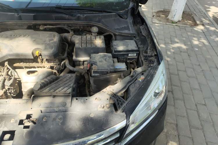 Used Roewe 360 2018 PLUS 1.5L Manual Luxury Edition Engine Bay Left