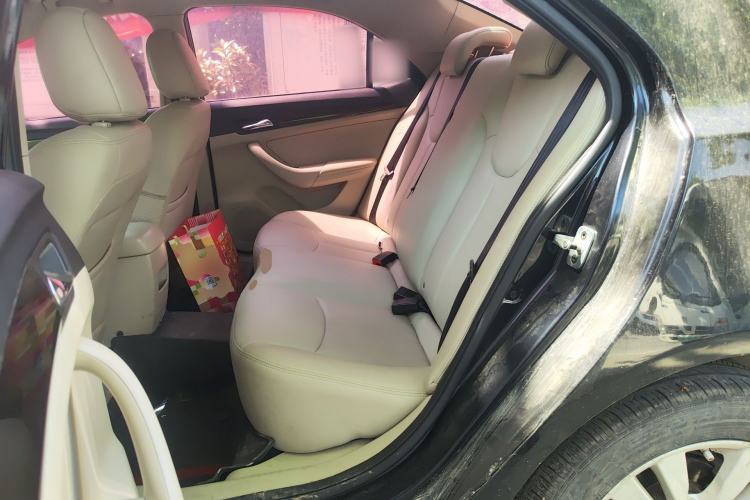 Used Roewe 360 2018 PLUS 1.5L Manual Luxury Edition Left Rear Seat
