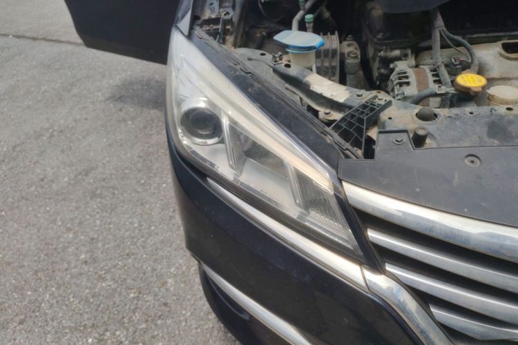 Used Roewe 360 2018 PLUS 1.5L Automatic Luxury Edition Right Front Headlight