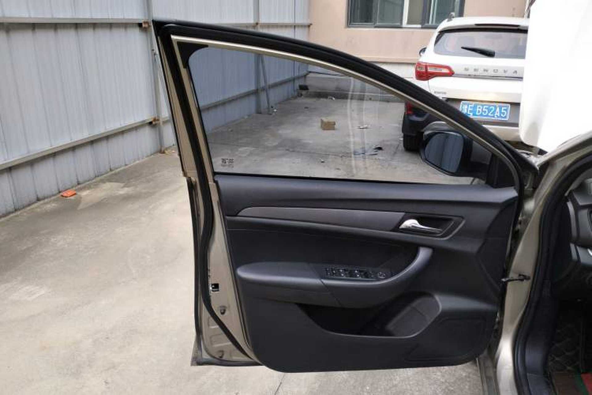 Used Roewe 360 2018 PLUS 1.5L Automatic Luxury Edition Left Front Door Interior