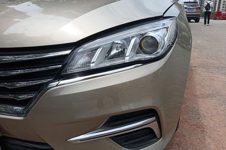 Used Roewe 360 2018 PLUS 1.5L Automatic Luxury Edition Left Front Headlight