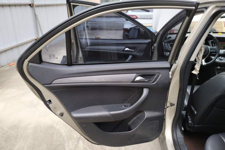 Used Roewe 360 2018 PLUS 1.5L Automatic Luxury Edition Left Rear Door Interior