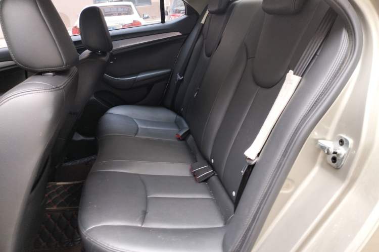 Used Roewe 360 2018 PLUS 1.5L Automatic Luxury Edition Left Rear Seat