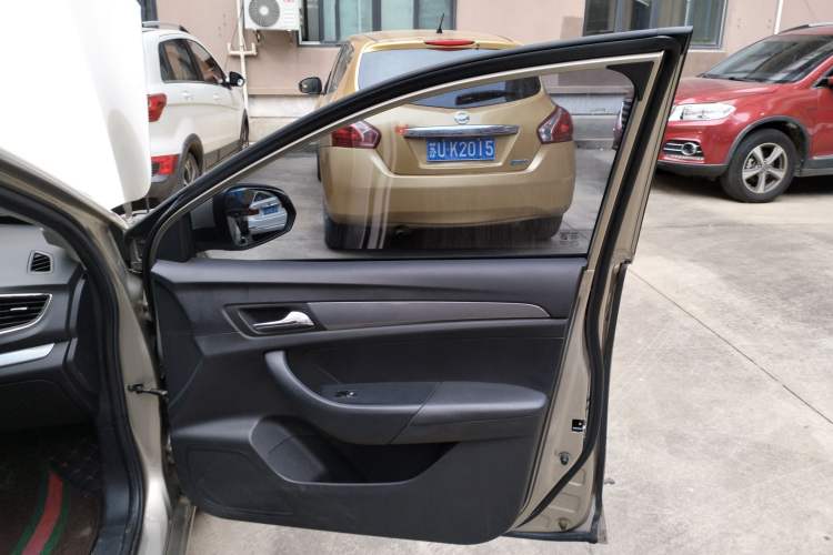 Used Roewe 360 2018 PLUS 1.5L Automatic Luxury Edition Right Front Door Interior