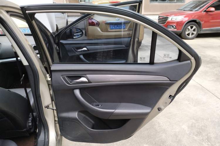 Used Roewe 360 2018 PLUS 1.5L Automatic Luxury Edition Right Rear Door Interior