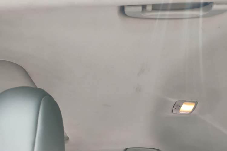 Used Roewe 360 2018 PLUS 1.5L Automatic Luxury Edition Headliner