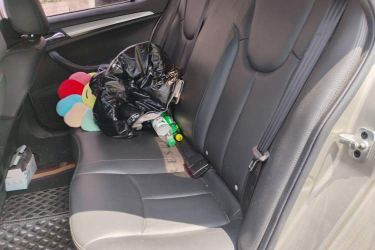 Used Roewe 360 2018 PLUS 1.5L Automatic Luxury Edition Left Rear Seat