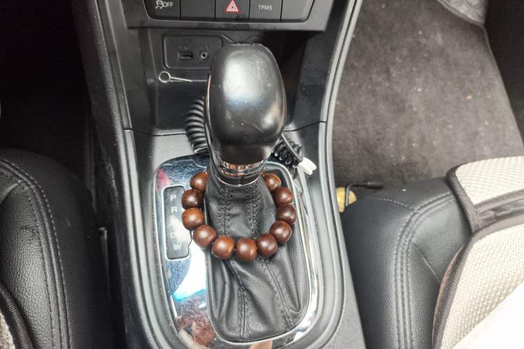 Used Roewe 360 2018 PLUS 1.5L Automatic Luxury Edition Gear Lever