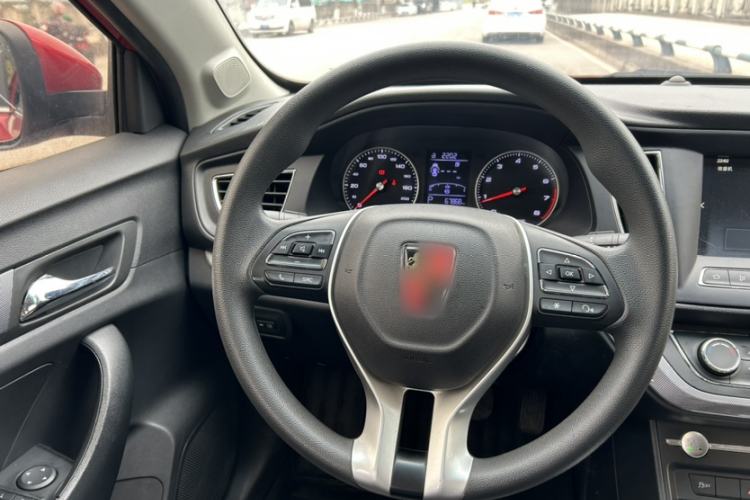 Used Roewe 360 2018 PLUS 1.5L Automatic Luxury Edition Interior 1