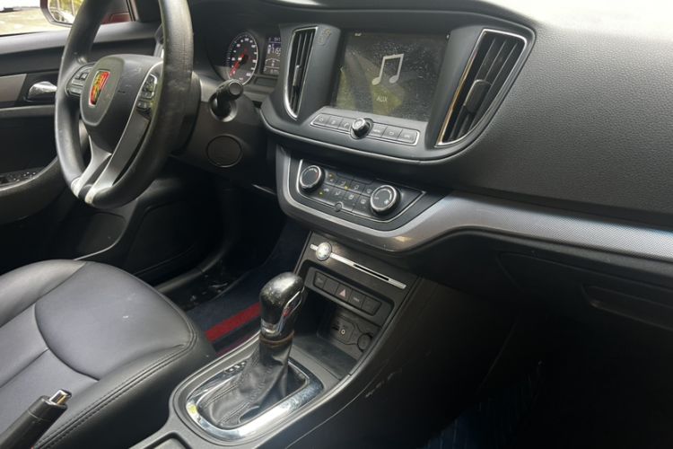 Used Roewe 360 2018 PLUS 1.5L Automatic Luxury Edition Interior 6