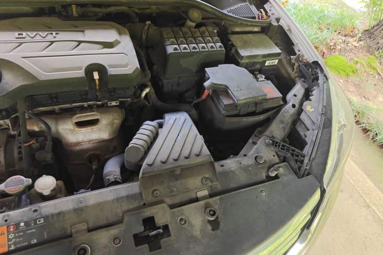 Used Roewe 360 2018 PLUS 1.5L Automatic Luxury Edition Engine Bay Left