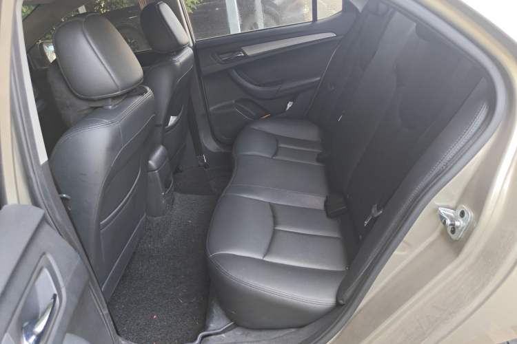 Used Roewe 360 2018 PLUS 1.5L Automatic Luxury Edition Left Rear Seat