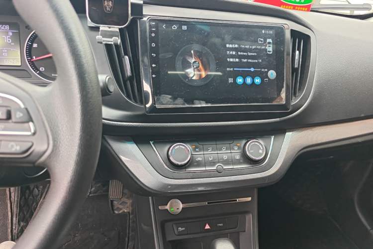 Used Roewe 360 2018 PLUS 1.5L Automatic Luxury Edition Audio And AC Panel