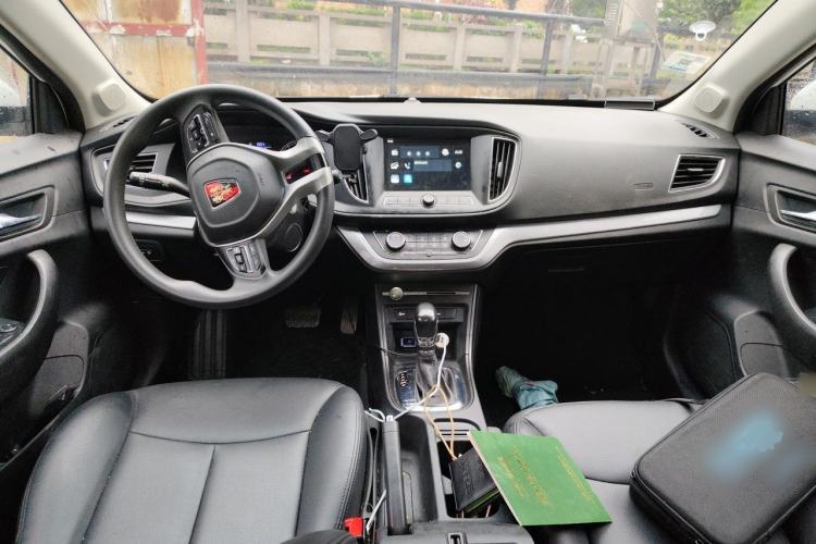 Used Roewe 360 2018 PLUS 1.5L Automatic Luxury Edition Center Console