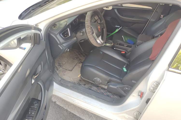 Used Roewe 360 2018 PLUS 1.5L Automatic Luxury Edition Driver Seat