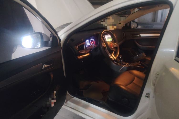 Used Roewe 360 2018 PLUS 1.5L Automatic Luxury Edition Driver Seat