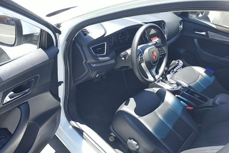 Used Roewe 360 2018 PLUS 1.5L Automatic Luxury Edition Driver Seat