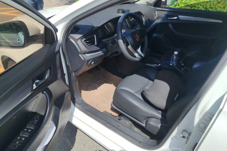 Used Roewe 360 2018 PLUS 1.5L Automatic Luxury Edition Driver Seat