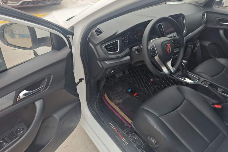 Used Roewe 360 2018 PLUS 1.5L Automatic Luxury Edition Driver Seat