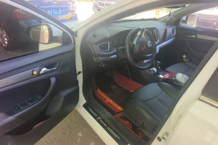 Used Roewe 360 2018 PLUS 1.5L Automatic Luxury Edition Driver Seat