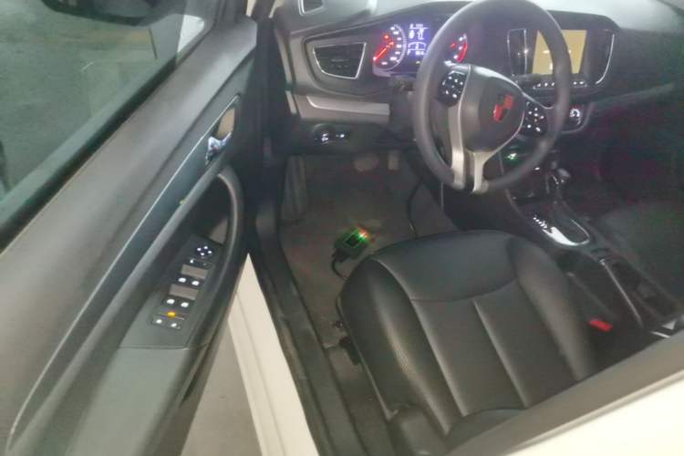 Used Roewe 360 2018 PLUS 1.5L Automatic Luxury Edition Driver Seat