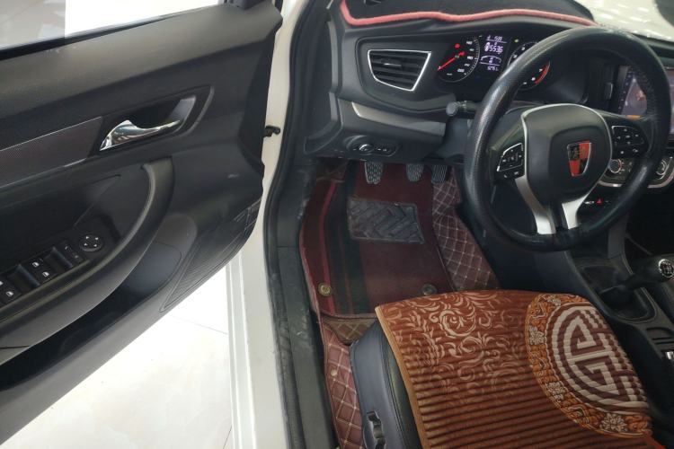 Used Roewe 360 2018 PLUS 1.5L Manual Luxury Edition Driver Seat