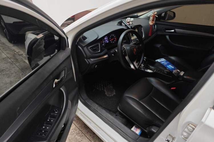 Used Roewe 360 2018 PLUS 1.5L Automatic Luxury Edition Driver Seat