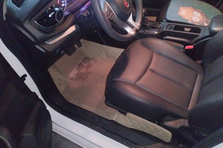Used Roewe 360 2018 PLUS 1.5L Automatic Luxury Edition Driver Seat