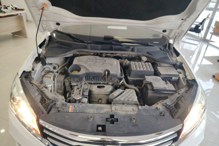 Used Roewe 360 2018 PLUS 1.5L Manual Luxury Edition Engine Bay