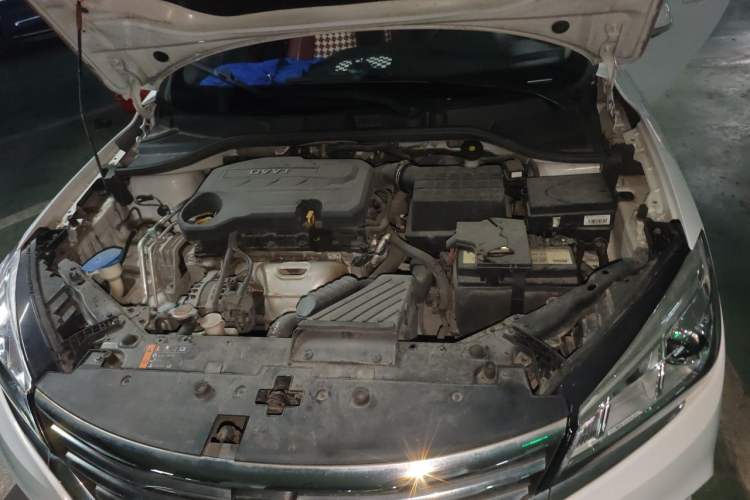 Used Roewe 360 2018 PLUS 1.5L Automatic Luxury Edition Engine Bay