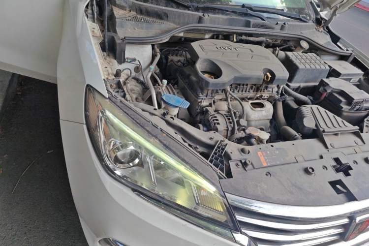 Used Roewe 360 2018 PLUS 1.5L Automatic Luxury Edition Engine Bay Right