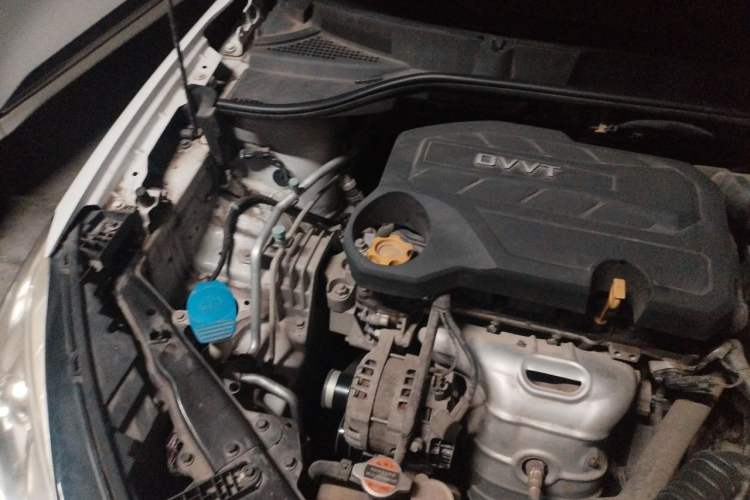 Used Roewe 360 2018 PLUS 1.5L Automatic Luxury Edition Engine Bay Right