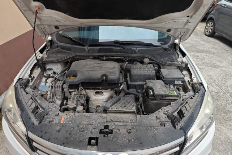 Used Roewe 360 2018 PLUS 1.5L Automatic Luxury Edition Engine Bay