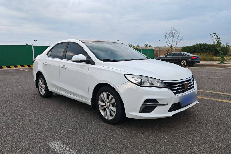 Used Roewe 360 2018 PLUS 1.5L Manual Luxury Edition Exterior 2