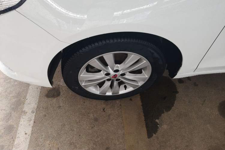Used Roewe 360 2018 PLUS 1.5L Automatic Luxury Edition Exterior 4