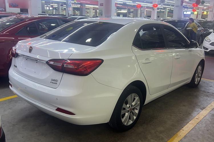 Used Roewe 360 2018 PLUS 1.5L Automatic Luxury Edition Exterior 4